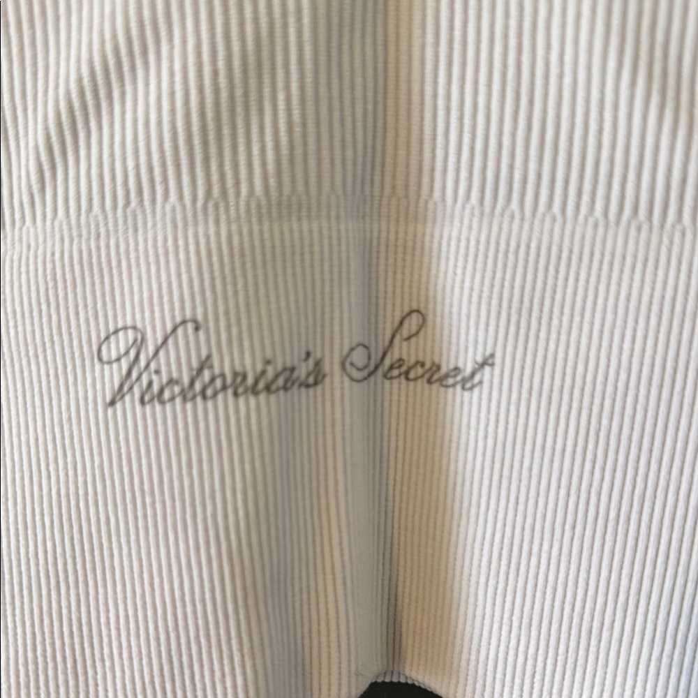 Victoria secret White Ribbed Tank Top - Picture 2 of 4